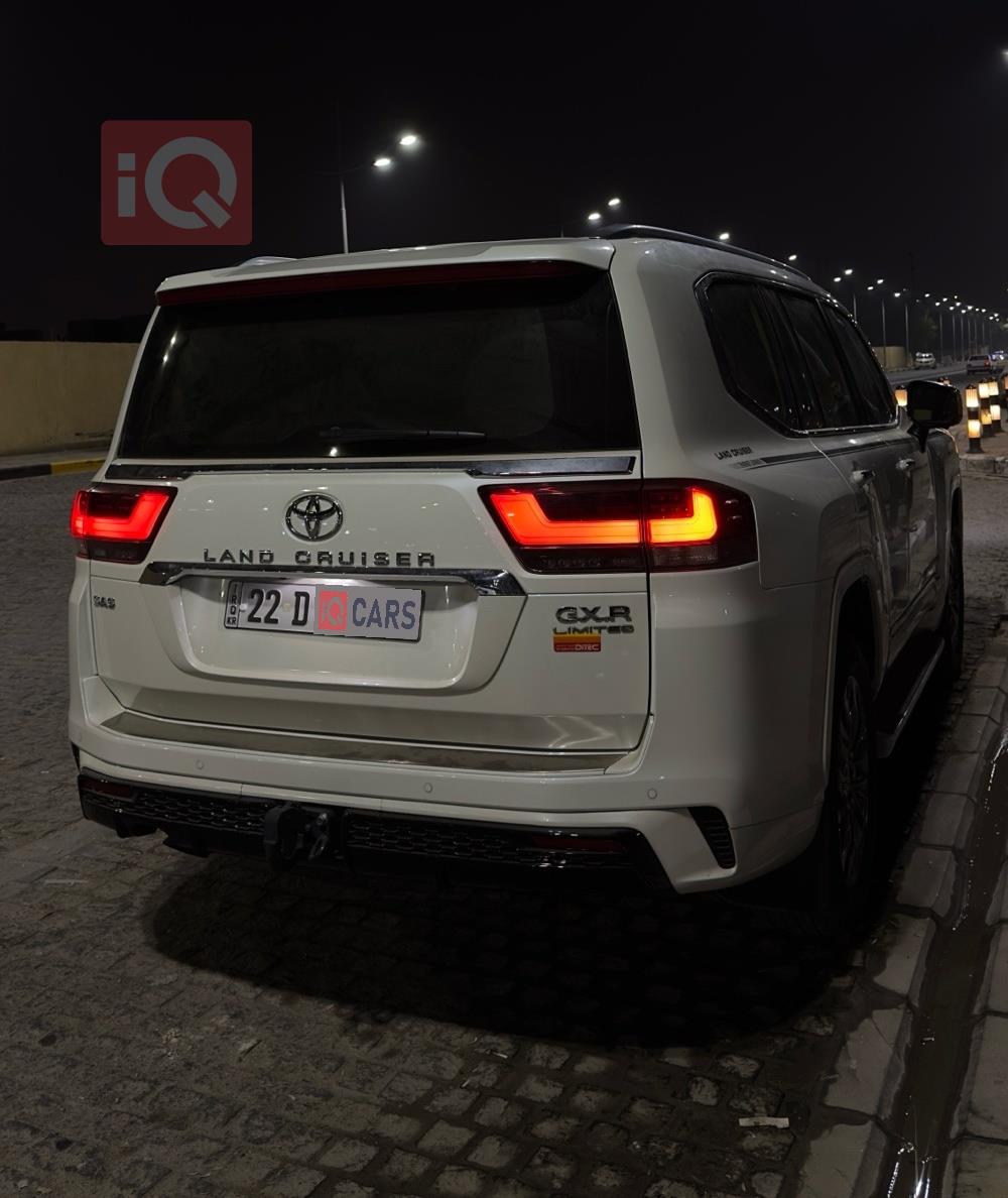 تويوتا لاندكروزر